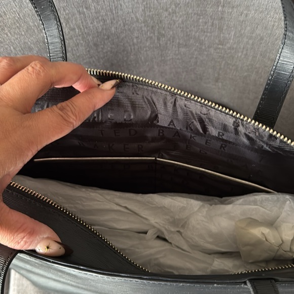 Ted Baker Deannah Bow Detail Shopper - Women's - Picture 6 of 9